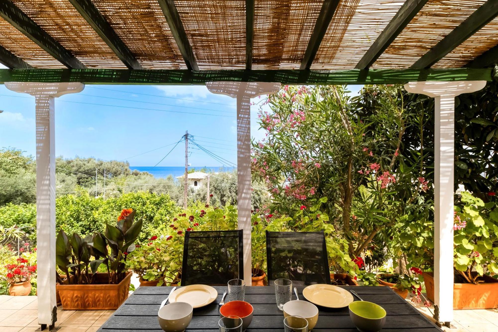 Theasea House Apartment Agios Nikitas Exterior photo